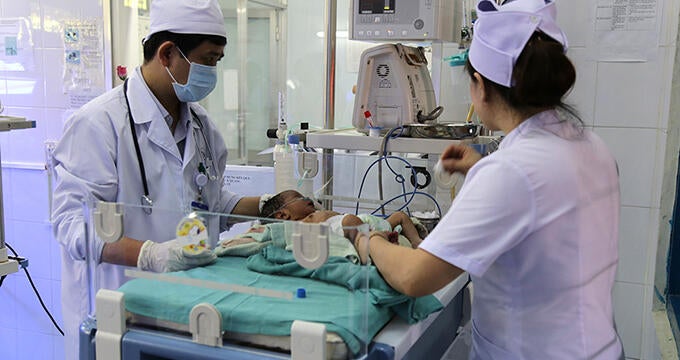 Infection-control supplies delivered to Viet Nam maternal health facilities amid COVID-19 pandemic