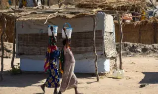 "الحياة خطرة على النساء في هذا المخيم": في جمهورية…